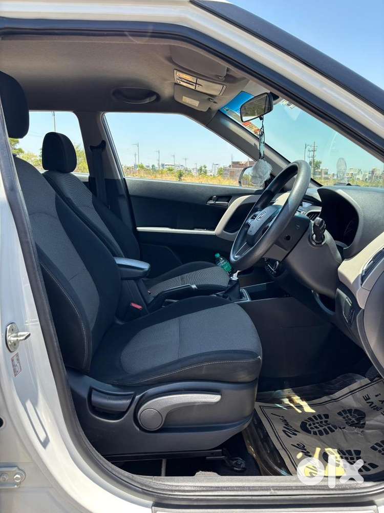 Hyundai Creta 2017, Petrol, 100% Showroom Maintained Genuine Vehicle