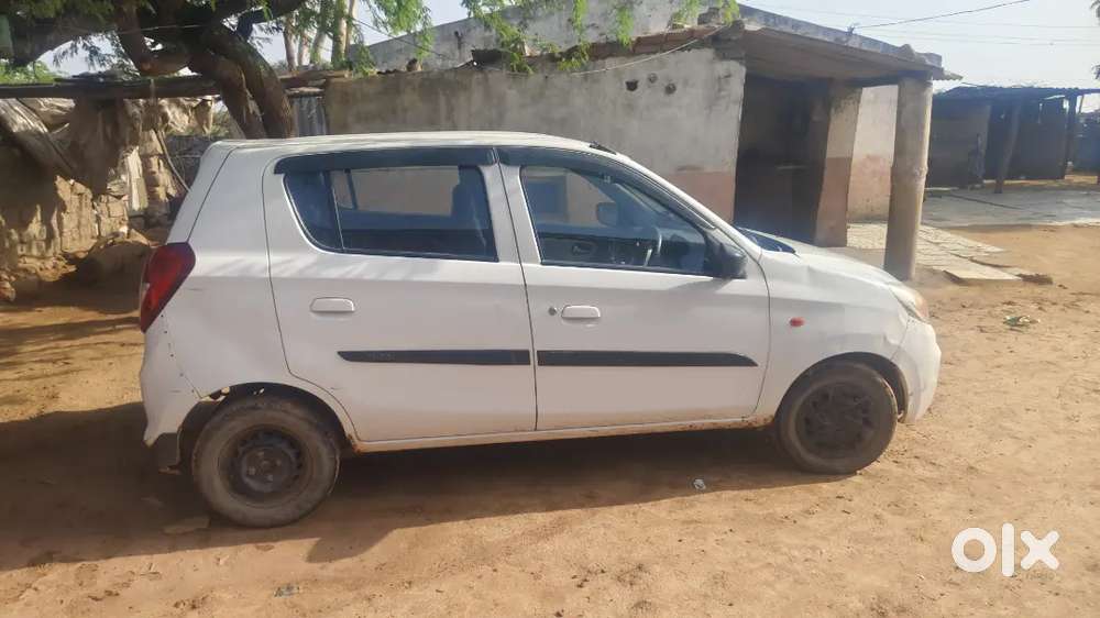 2021 Maruti Alto 800 Lxi Petrol 60,000 Km White 2nd Owner