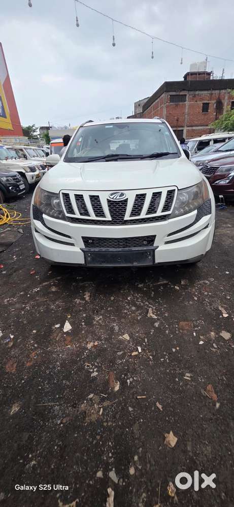 Mahindra Xuv500 W6 At, 2015