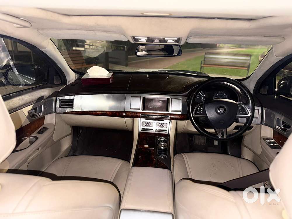 Jaguar Xf Diesel 2011