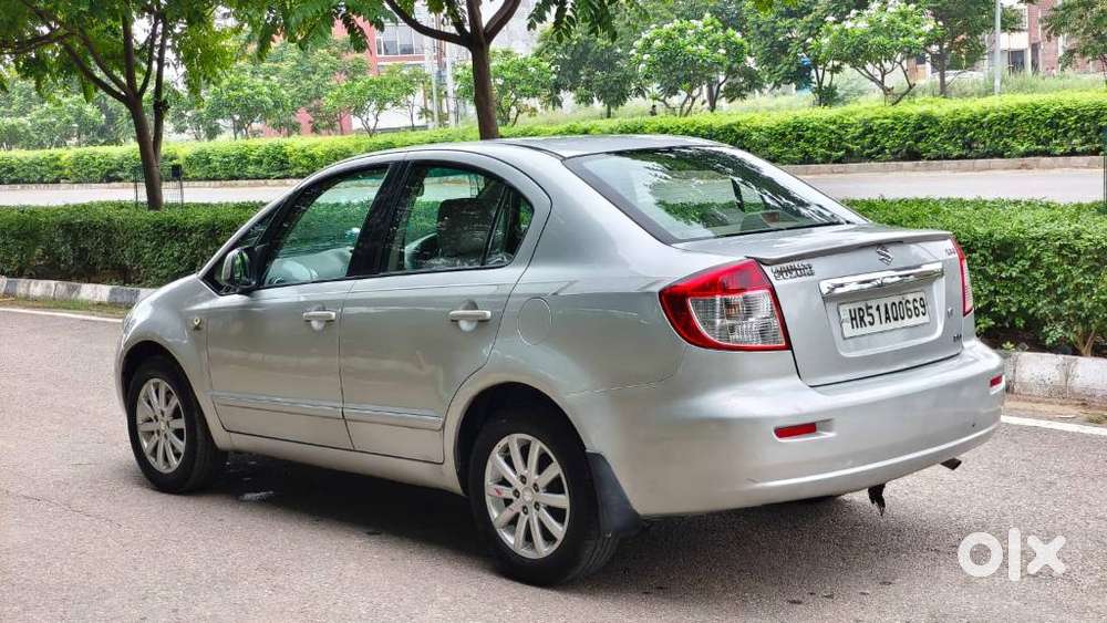 Maruti Suzuki Sx4 Zxi Mt Bsiv, 2011, Petrol