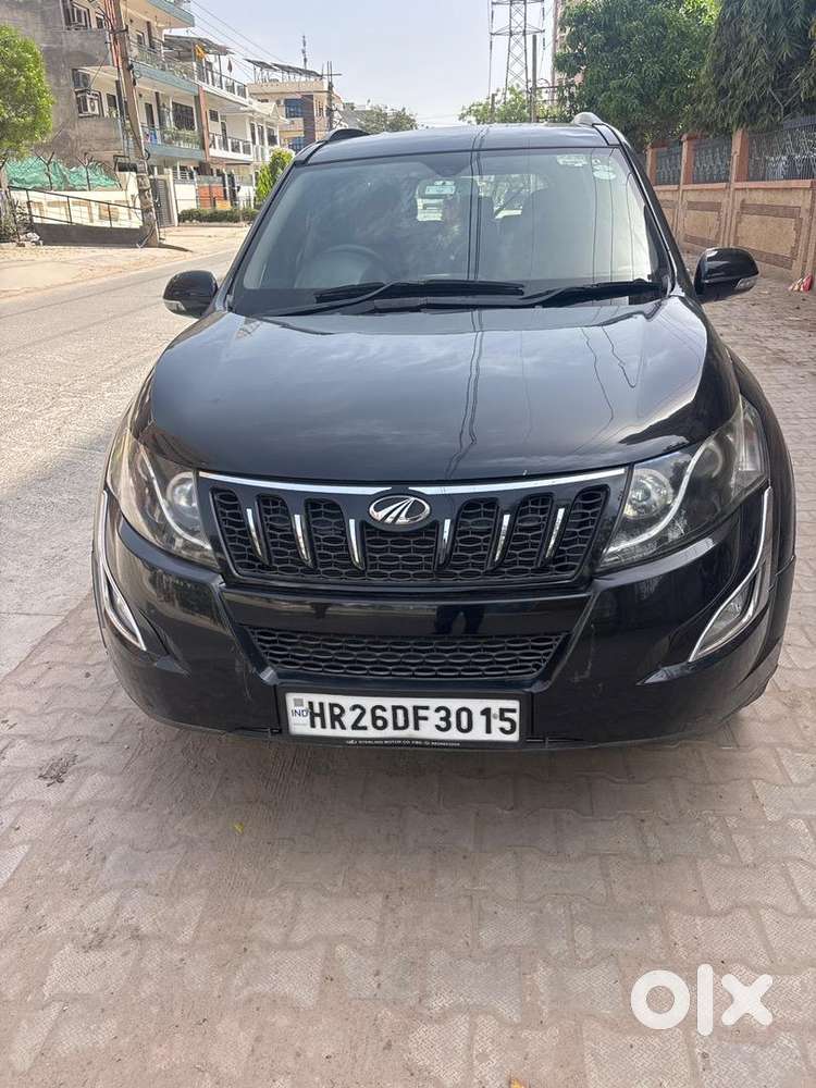 Mahindra Xuv500 2017 Diesel 68660 Km Driven