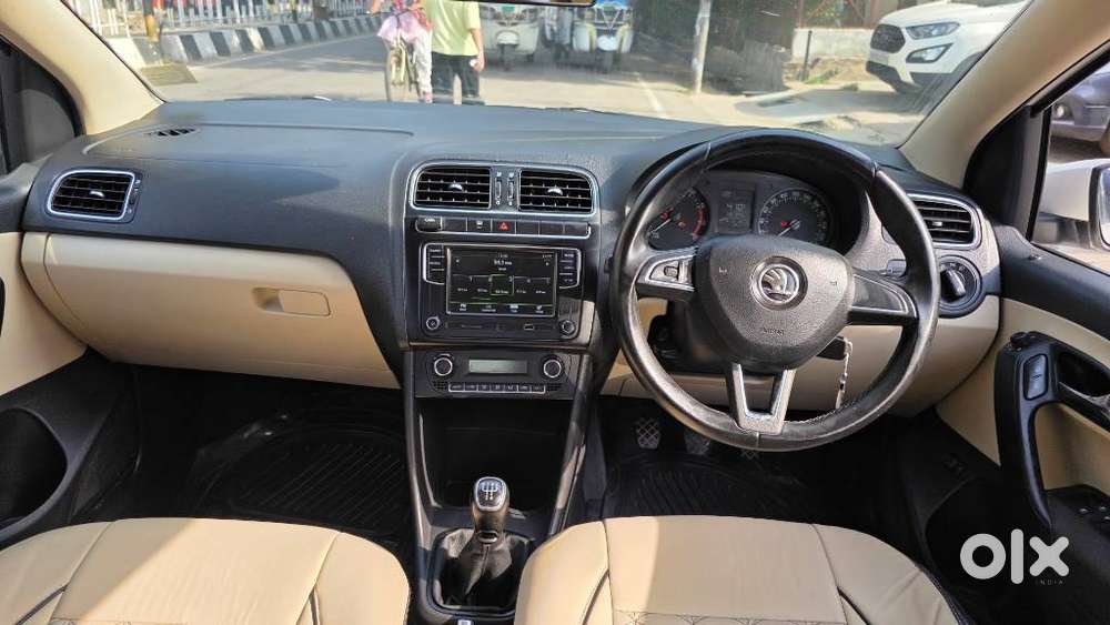 Skoda Rapid 1.6 Mpi Ambition, 2019, Petrol