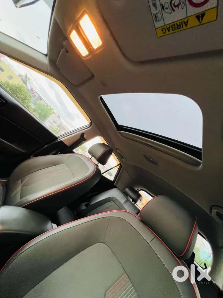 Hyundai Venue Knight Edition 2019