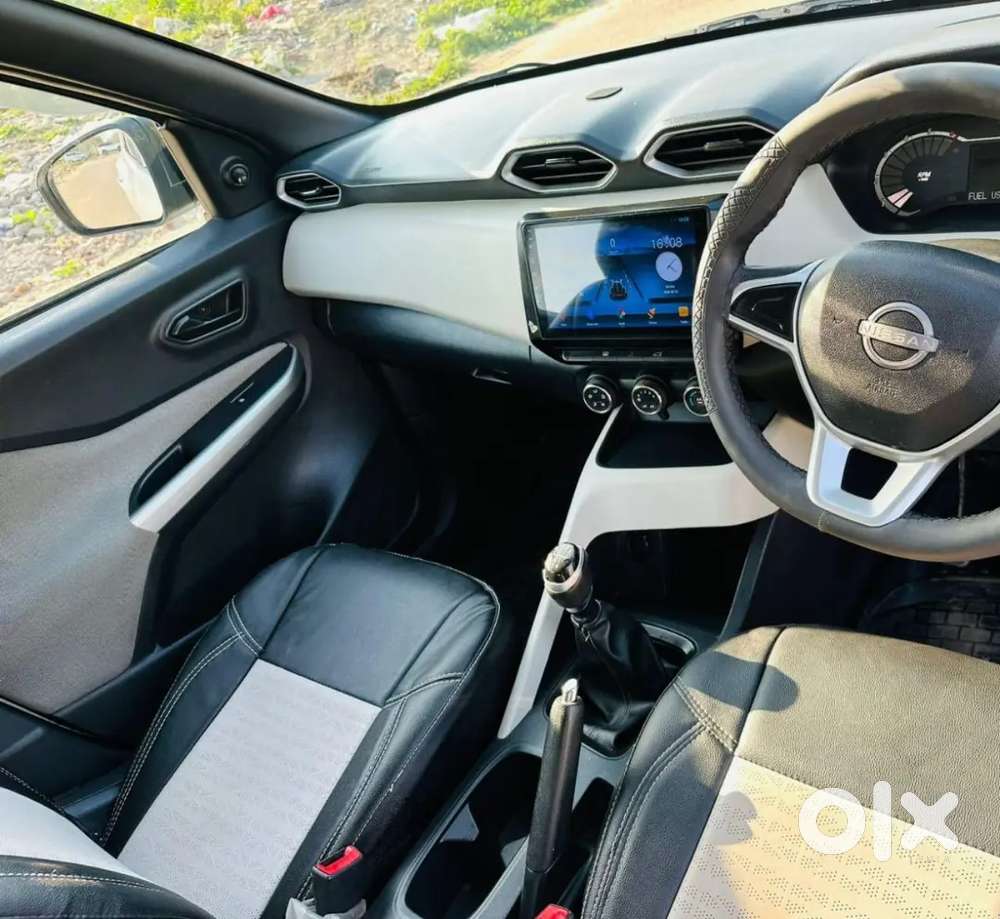 Nissan Magnite 2021 Petrol 67000 Km Driven
