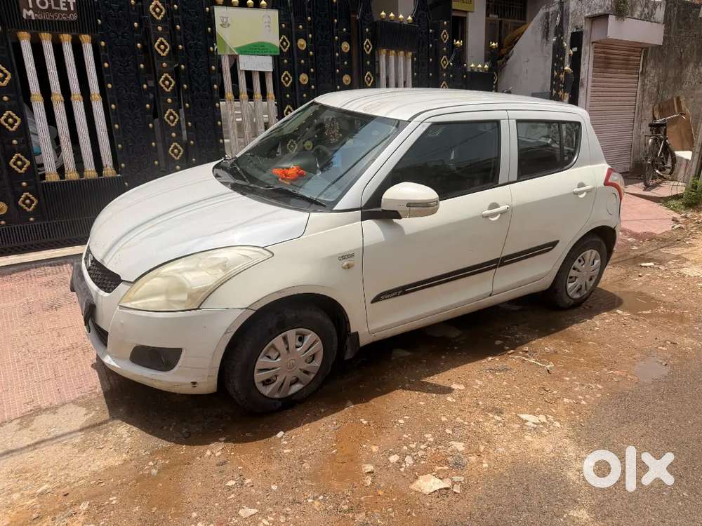 Maruti Suzuki Swift 2014 Diesel 121000 Km Driven