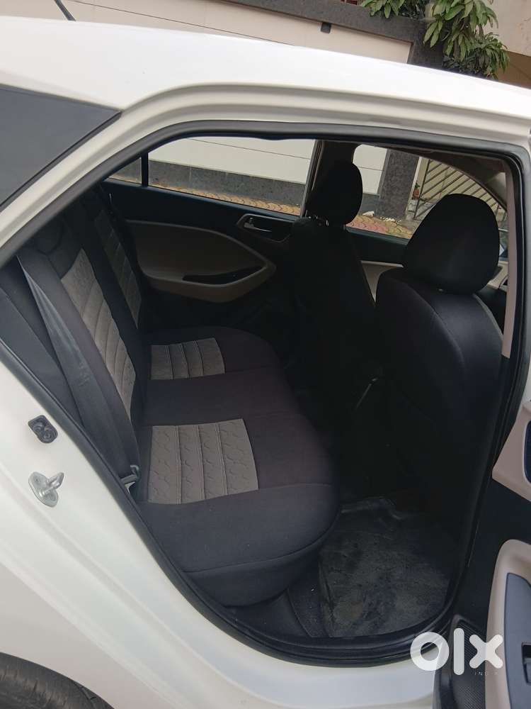 Hyundai Elite I20 Sportz (o) 1.2, 2015, Petrol