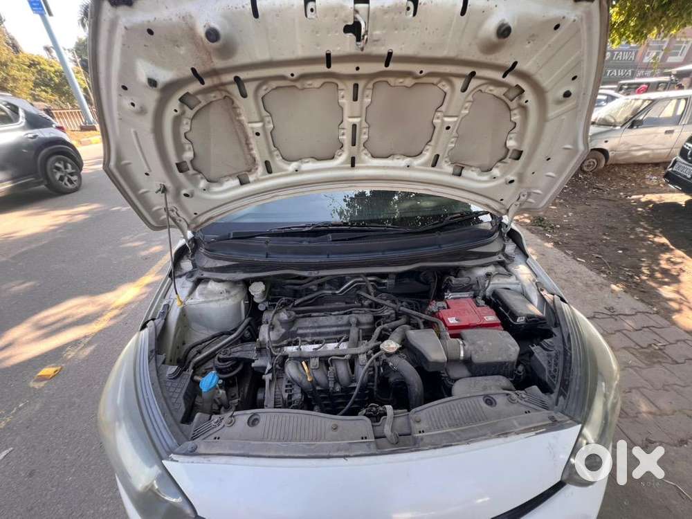 Well Maintained Hyundai I20 2013 Petrol