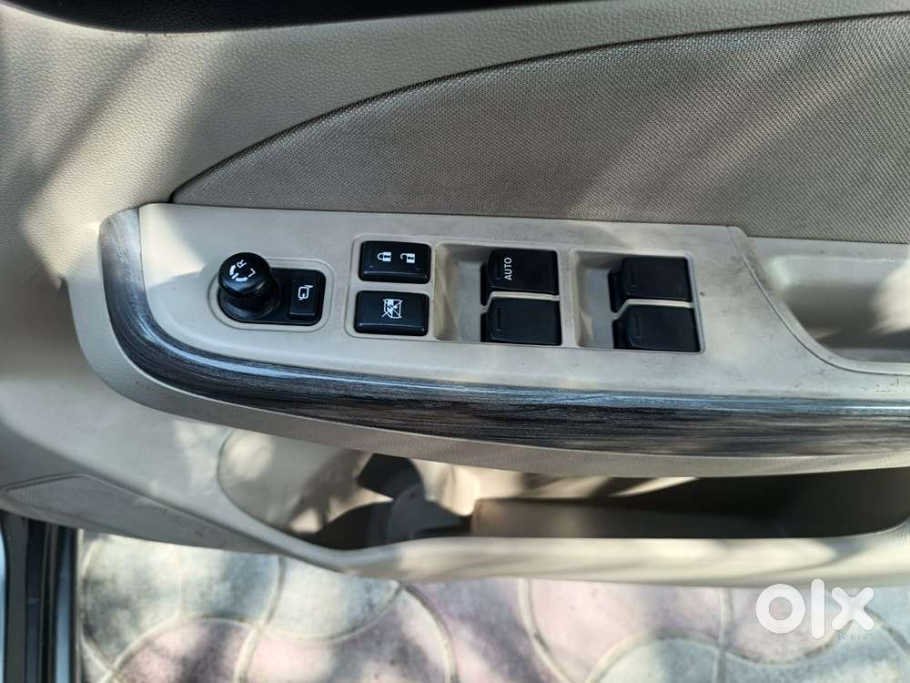 Maruti Suzuki Dzire 1.2 Zxi Cng, 2024, Cng & Hybrids