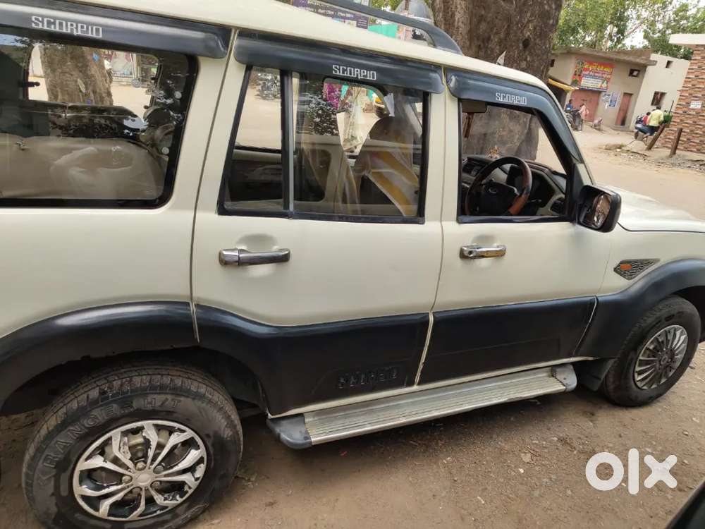 Mahindra Scorpio S2 2015