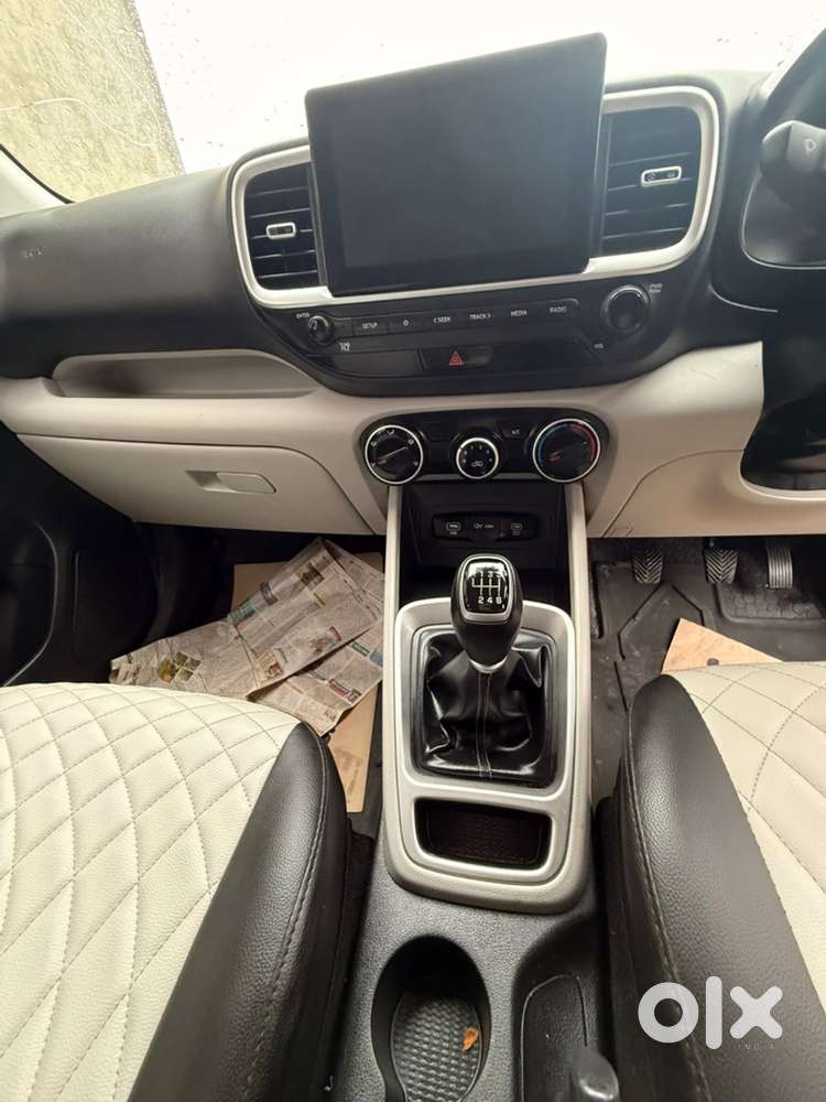 Hyundai Venue 2023 Diesel Car