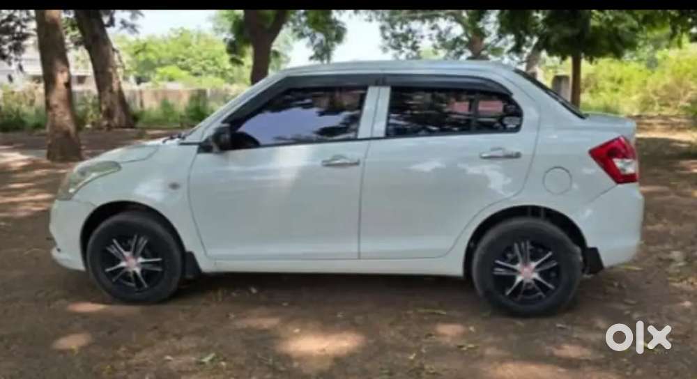Maruti Suzuki Dzire 2020 Petrol 175000 Km Driven