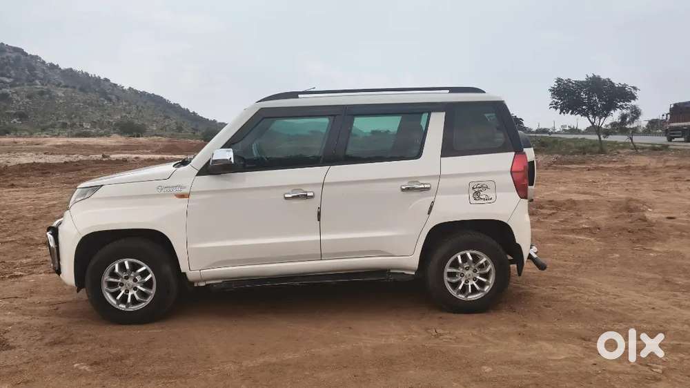 Mahindra Tuv 300 2017