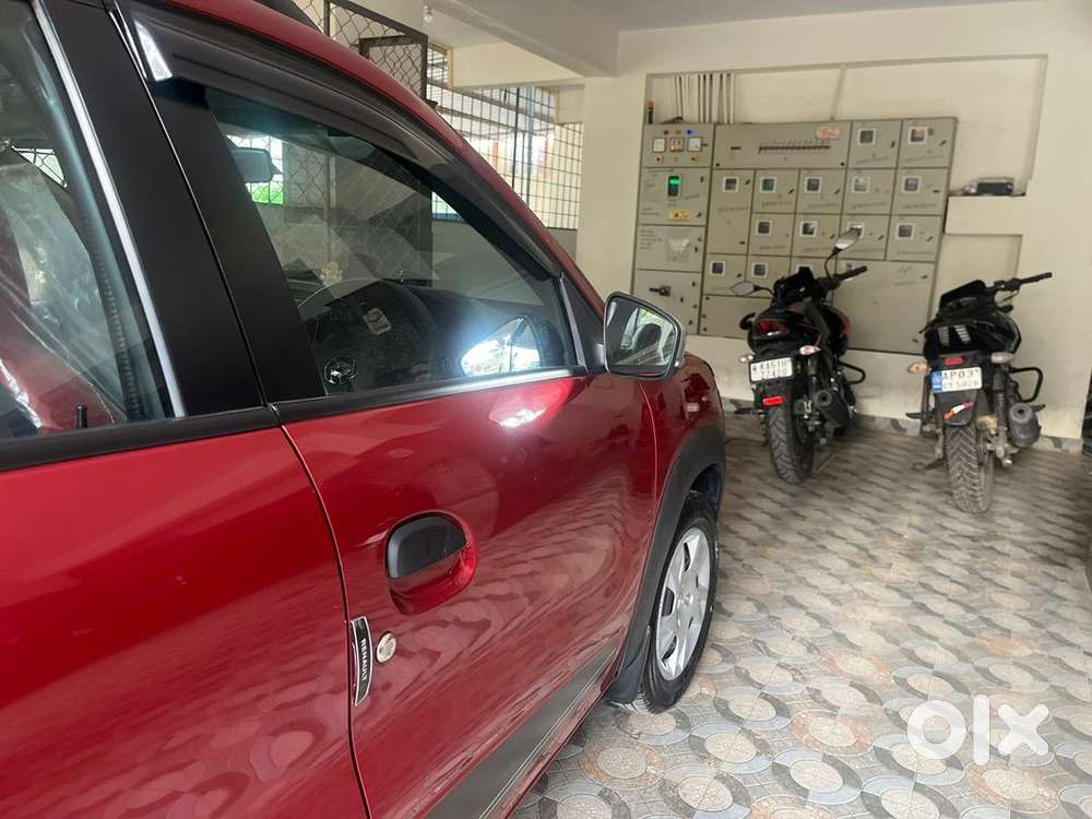 Renault Kwid 2024 Petrol Well Maintained