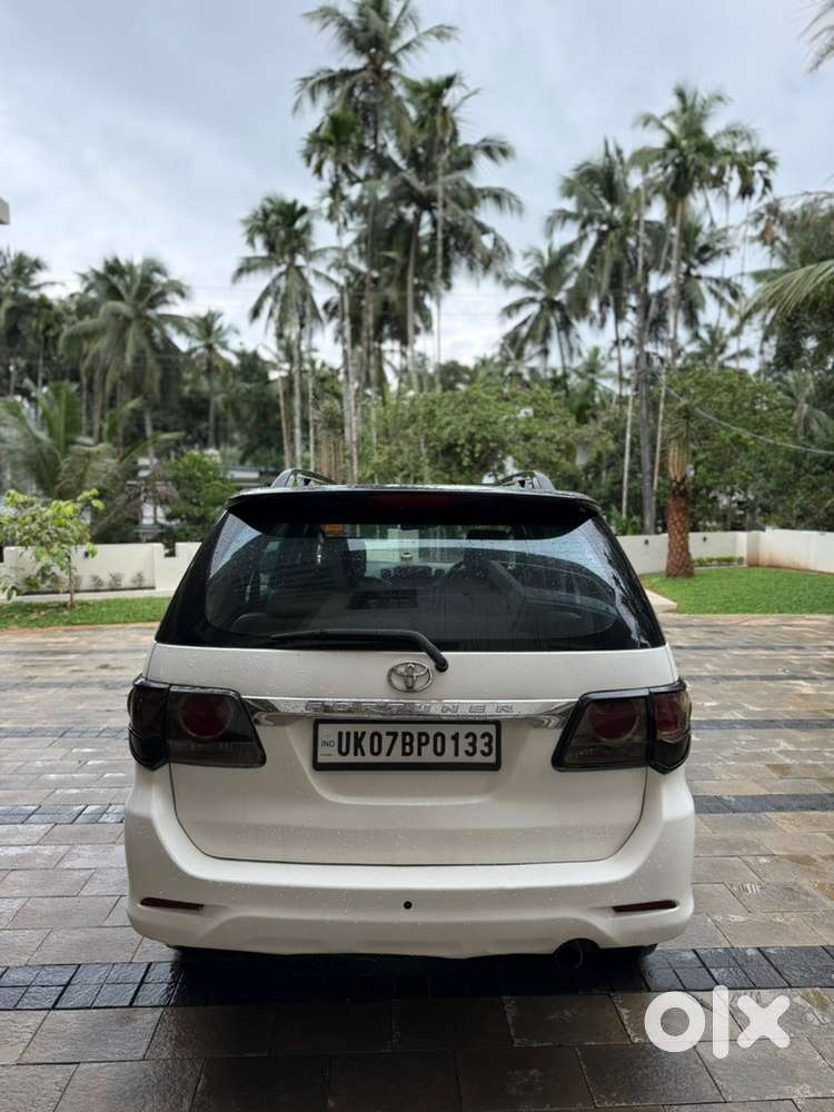 Toyota Fortuner Diesel 2012