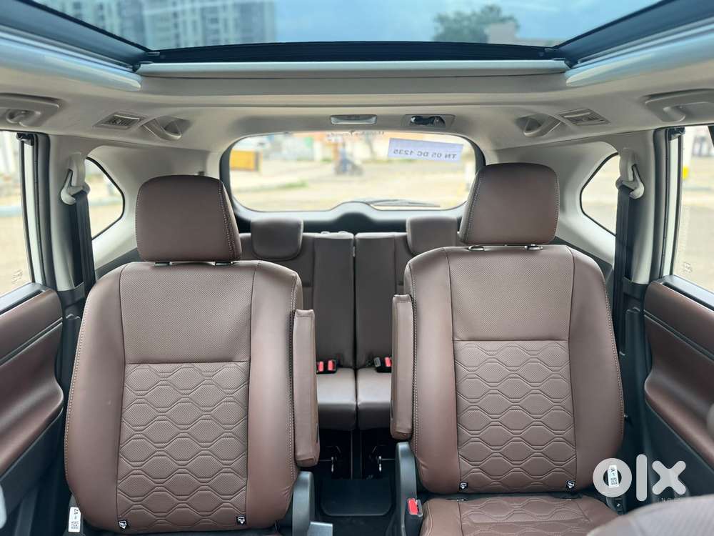 Toyota Innova Hycross 2.0 Zx (o) Hybrid 7 Str, 2026, Electric