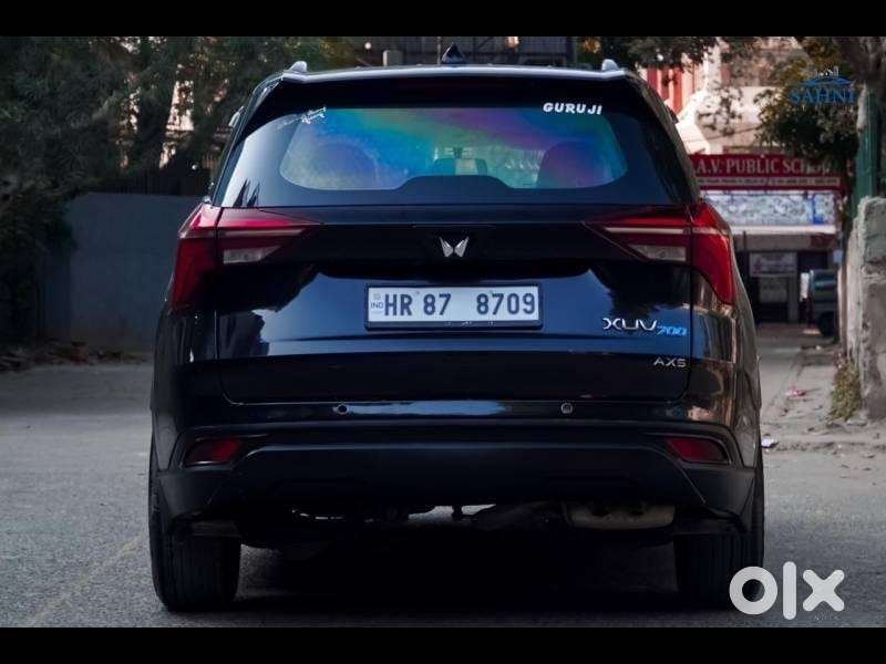 Mahindra Xuv700 2.0 Mx Petrol Mt 5 Str, 2024, Petrol