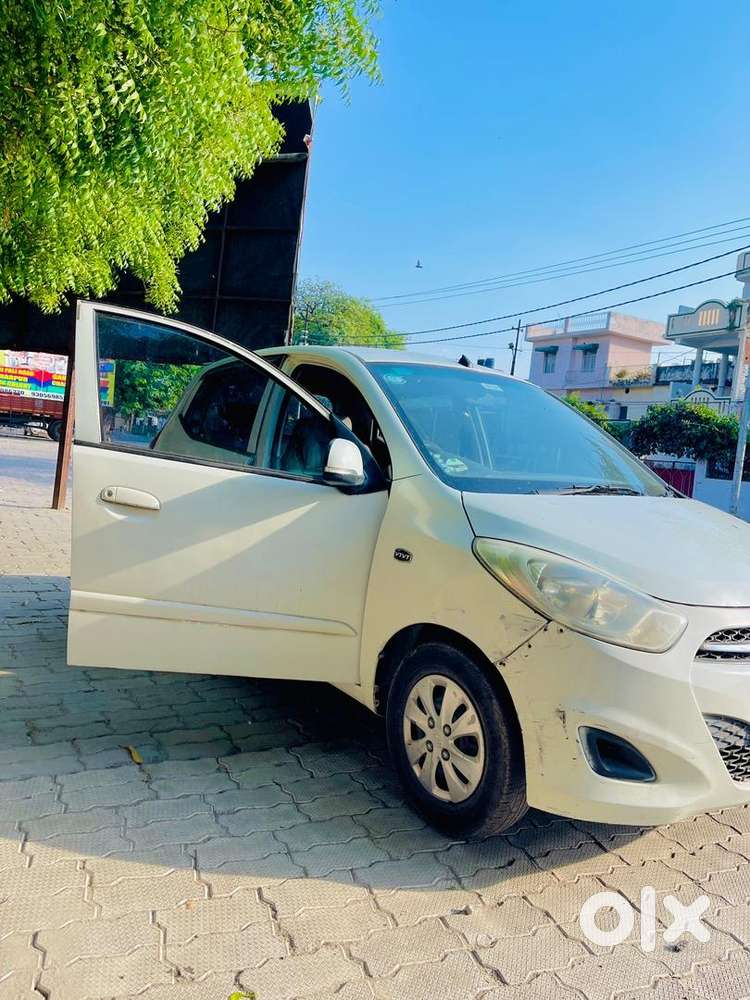 Hyundai I10 2012 Cng & Hybrids Well Maintained