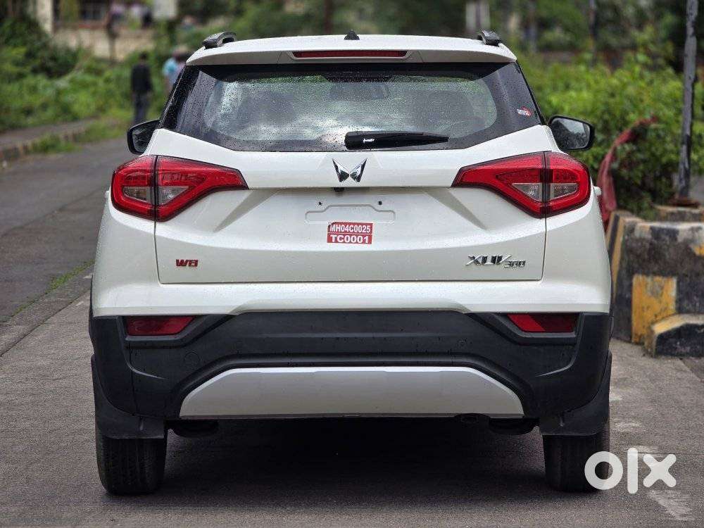 Mahindra Xuv300 W8 Option, 2023, Petrol
