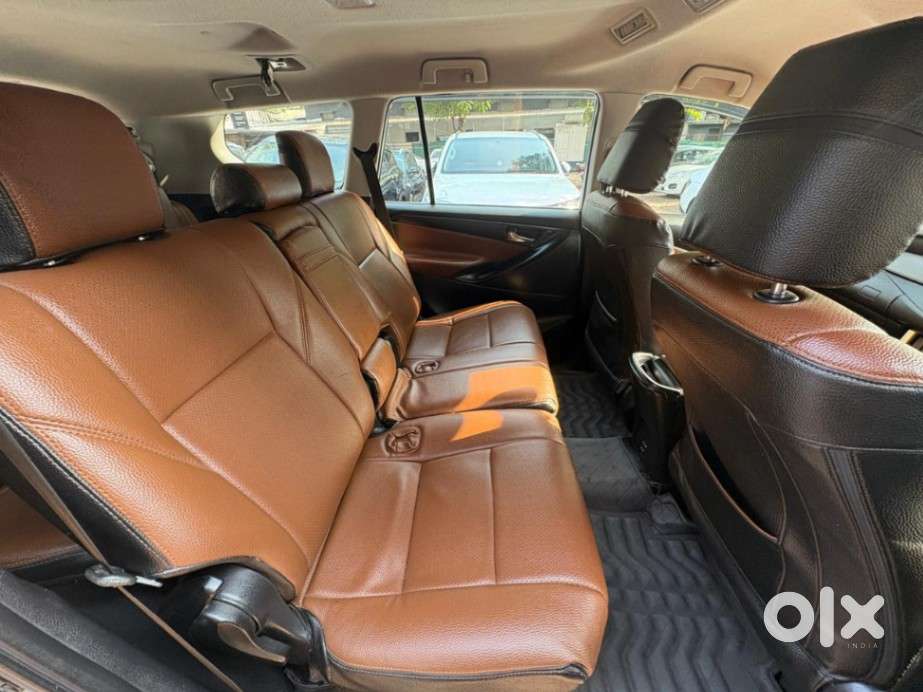 Toyota Innova Crysta 2.4 G Mt 8s, 2020, Diesel