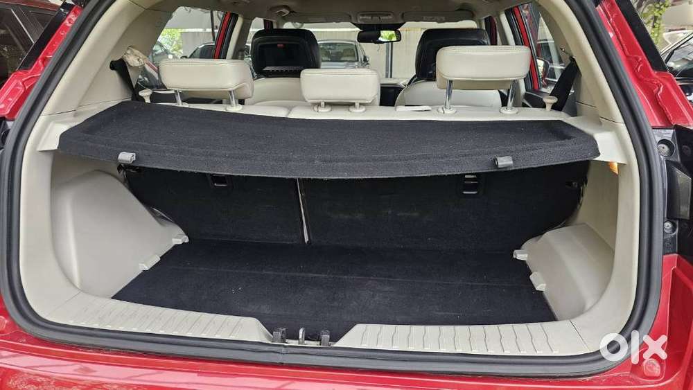 Mahindra Xuv300 W8 (o) 1.5 Diesel Amt, 2019, Diesel