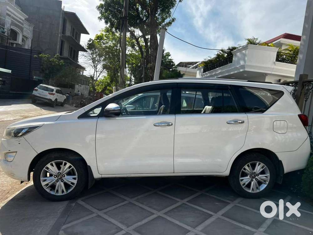 Toyota Innova Crysta 2018 Diesel 146000 Km Driven