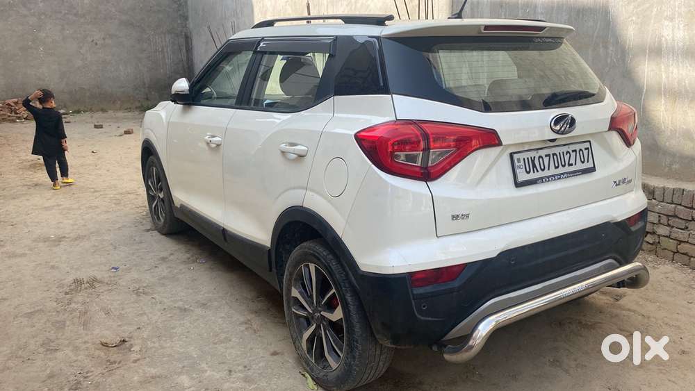 Mahindra Xuv300 2020 Petrol Well Maintained