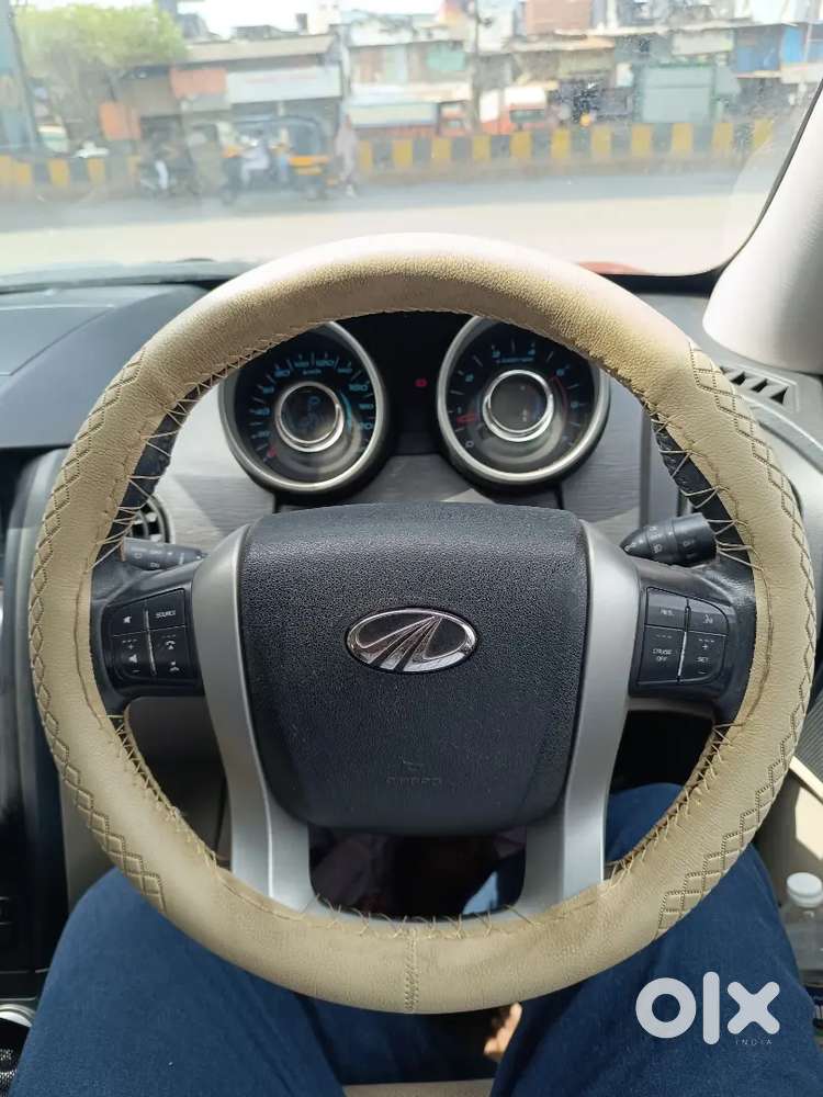 Mahindra Xuv500 2016 Diesel 102000 Km Driven