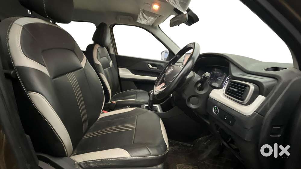 Tata Punch 1.2 Revotron Creative Amt Dual Tone, 2022, Petrol