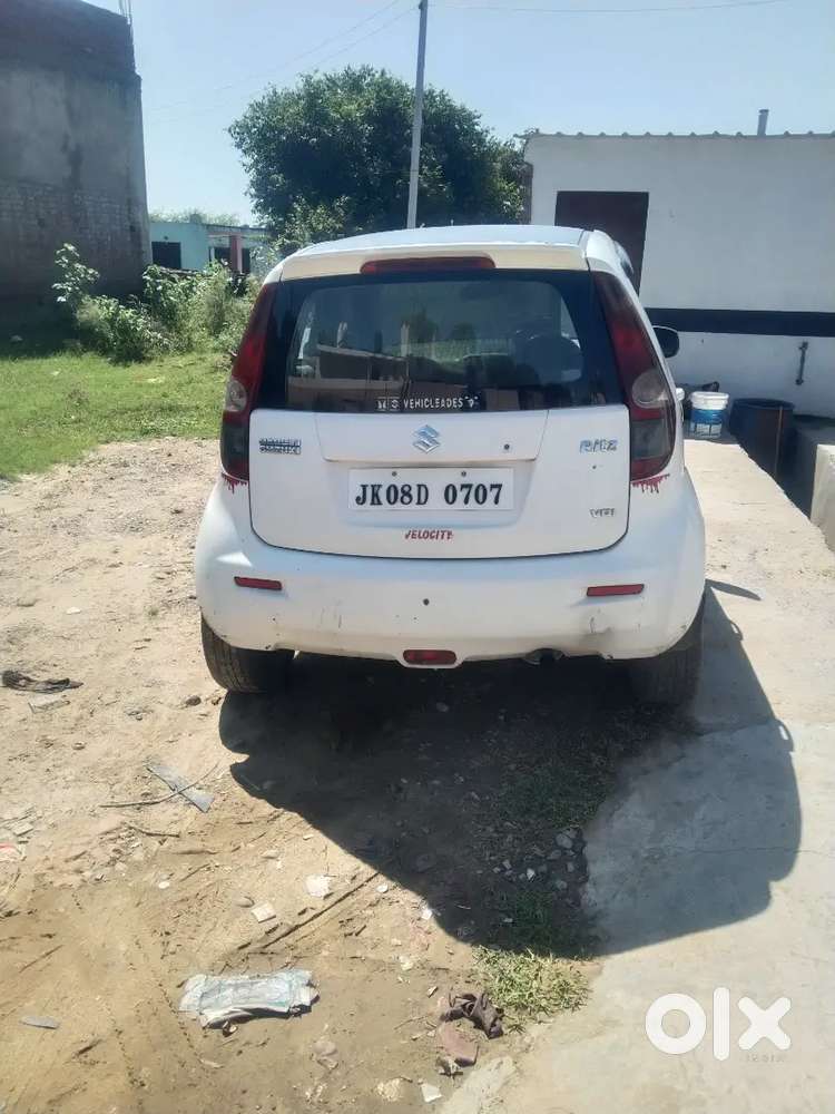 Maruti Suzuki Ritz 2013 Diesel 80000 Km Driven