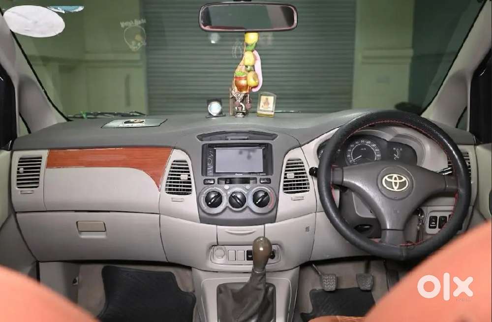 Toyota Innova 2.5 Gx 2010
