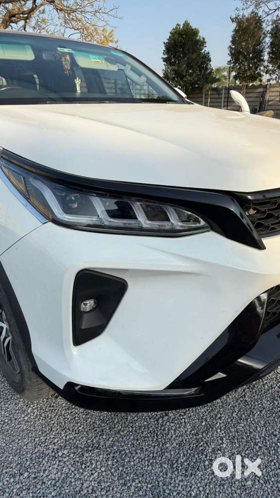 Toyota Fortuner 2018 Diesel 220000 Km Driven