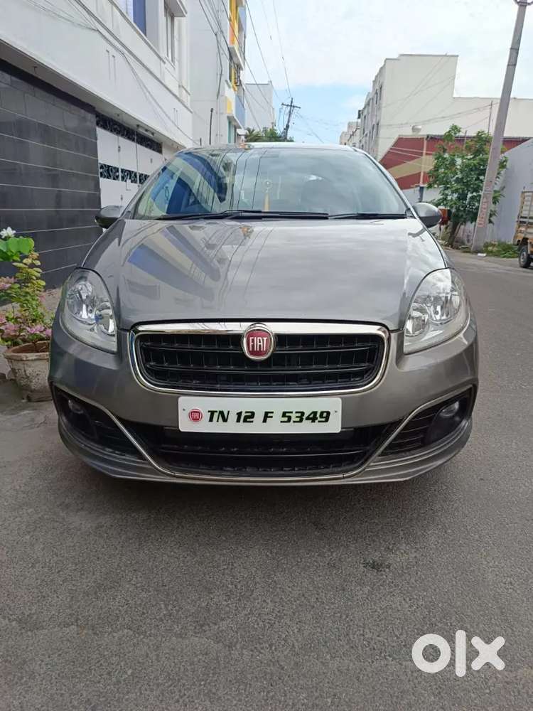 Fiat Linea Emotion Petrol 2014