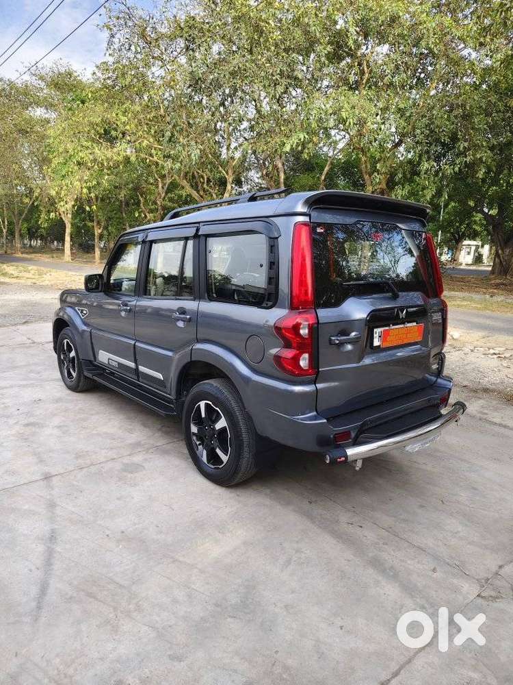 Mahindra Scorpio S11 Mt 7s, 2022, Diesel