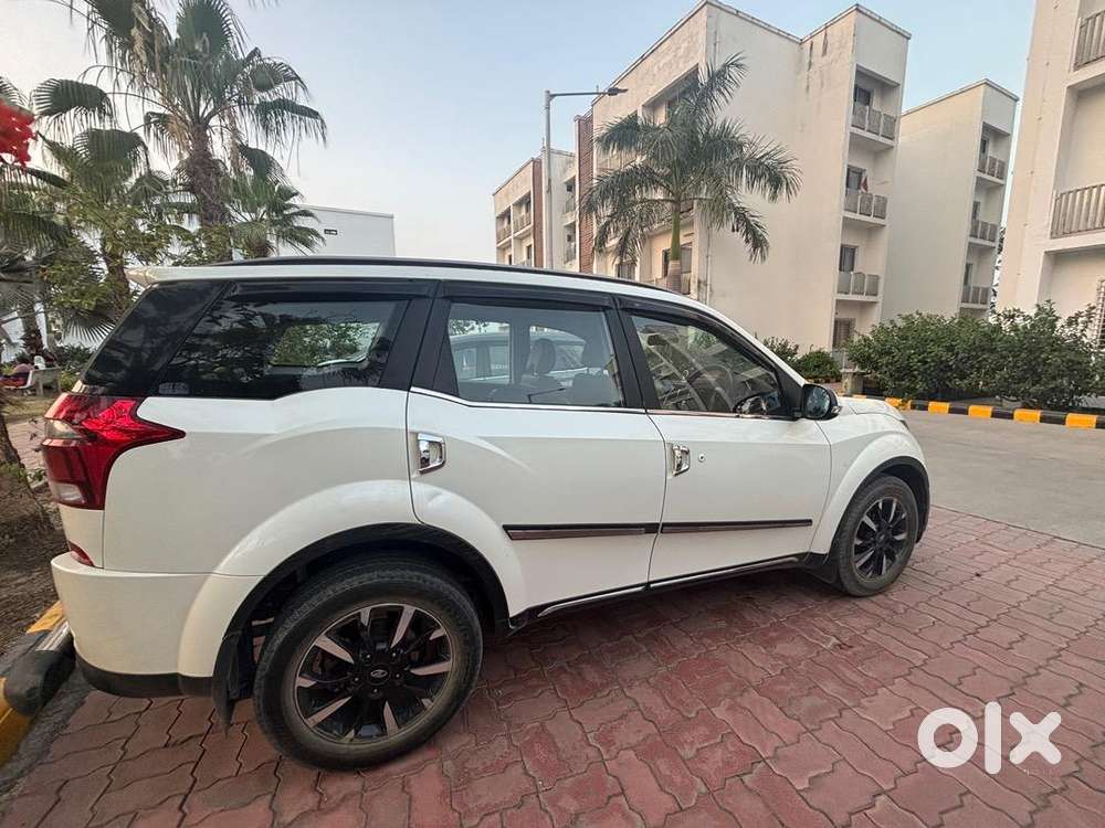 Brand New Condition Luxury Xuv 500 Automatic Car  With Sunroof