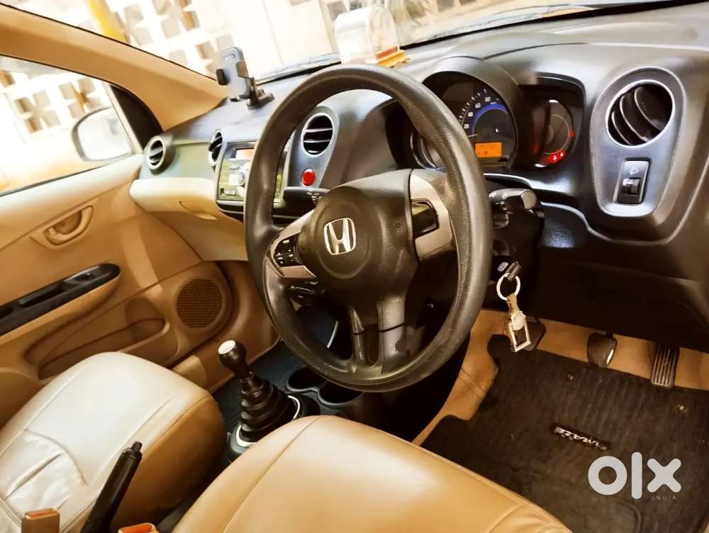 Honda Amaze 2016 Diesel Well Maintained