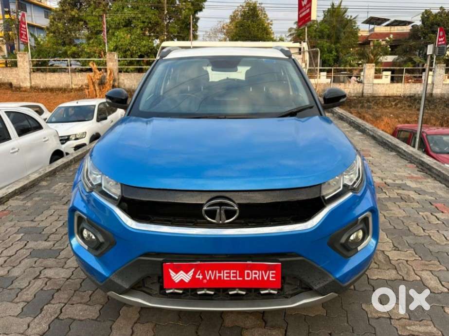 Tata Nexon 1.2 Revotron Xza Plus, 2020, Petrol