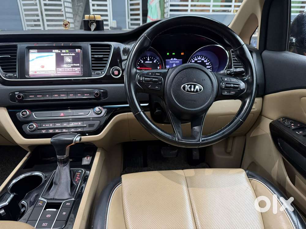 Kia Carnival Limousine Plus 7 Str, 2021, Diesel