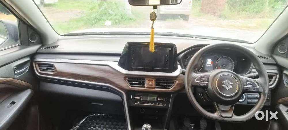 Maruti Suzuki Brezza 1.5 Zxi Smart Hybrid, 2023, Petrol
