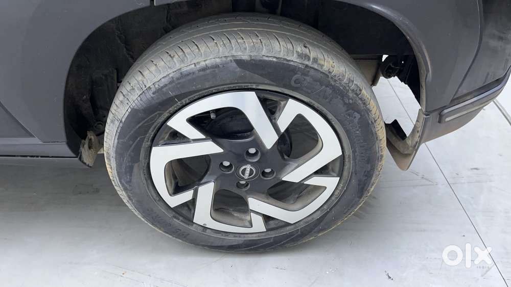 Nissan Magnite 1.0 Xv Premium Turbo Cvt, 2023, Petrol