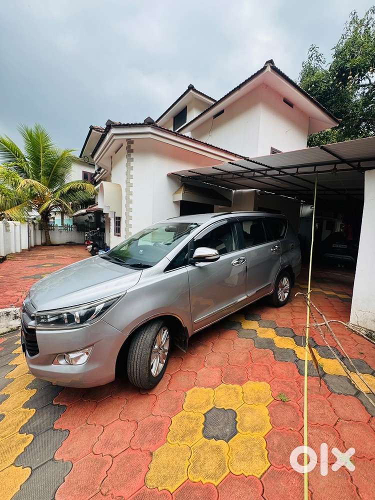 Toyota Innova Crysta 2016 Diesel Manual