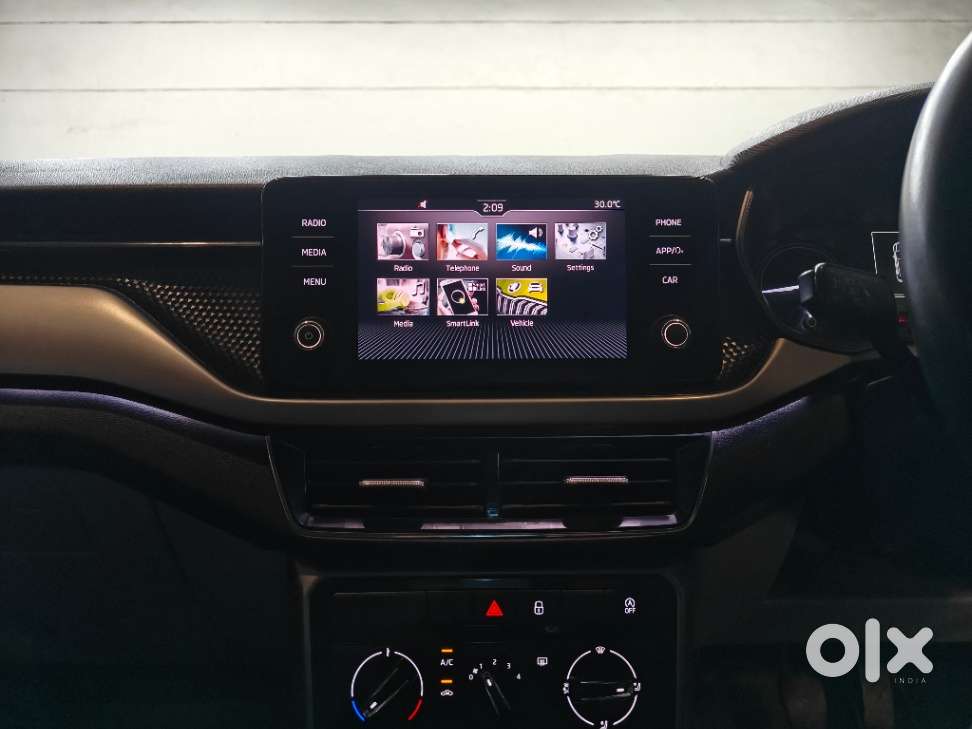 Skoda Kushaq 1.0 Tsi Ambition, 2022, Petrol