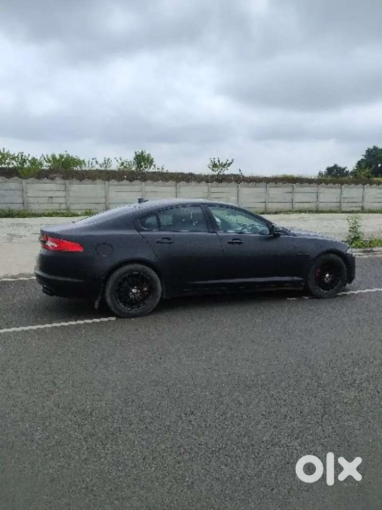 Jaguar Xf 2015