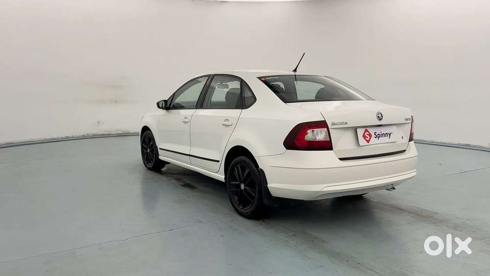 Skoda Rapid 1.0 Ambition Tsi, 2021, Petrol