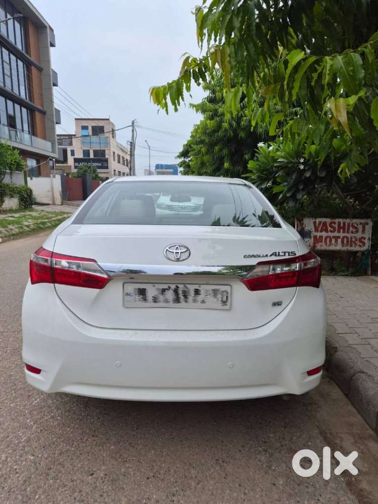 Toyota Corolla Altis Vl, 2016, Petrol