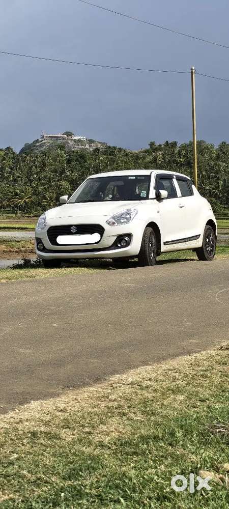 Maruti Suzuki Swift 2021 Petrol 125000 Km Driven