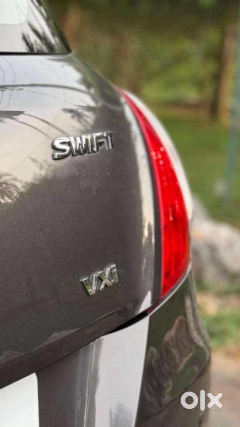 Maruti Suzuki Swift Vxi Optional, 2017, Petrol