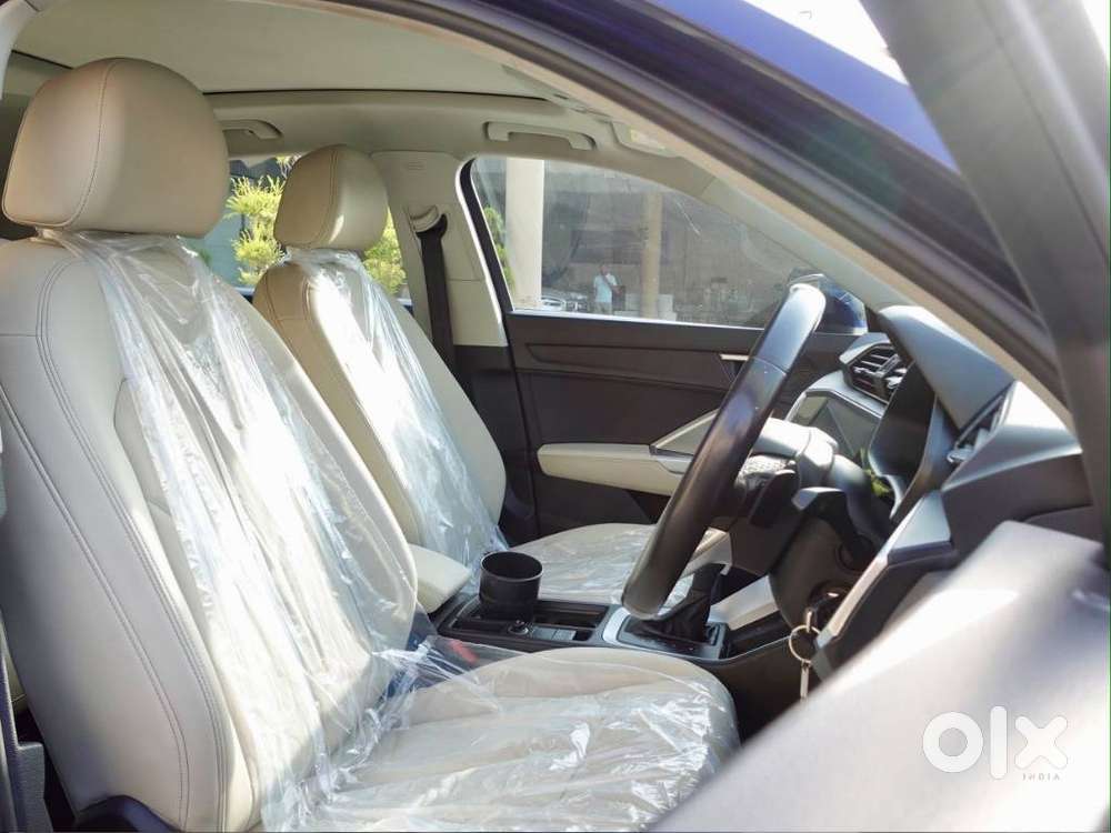 Audi Q3 40 Tfsi Premium Plus, 2023, Petrol
