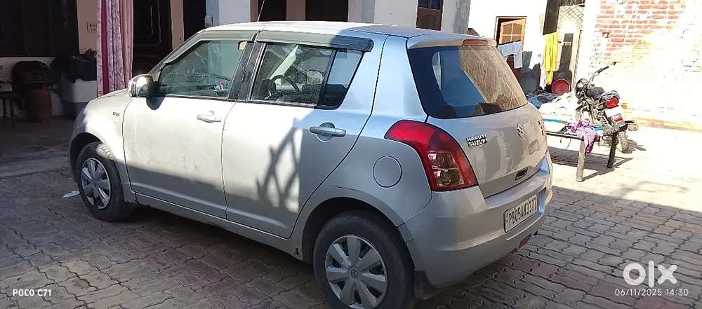 Maruti Suzuki Swift 2009 Diesel 102700 Km Driven