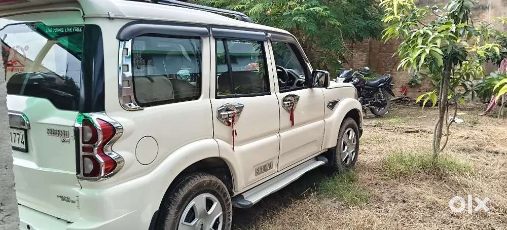 Mahindra Scorpio 2021 2.2 S5